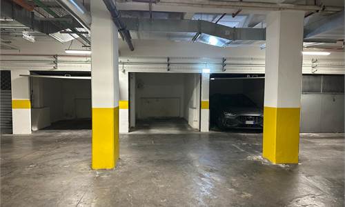 Garage In Affitto a Torino